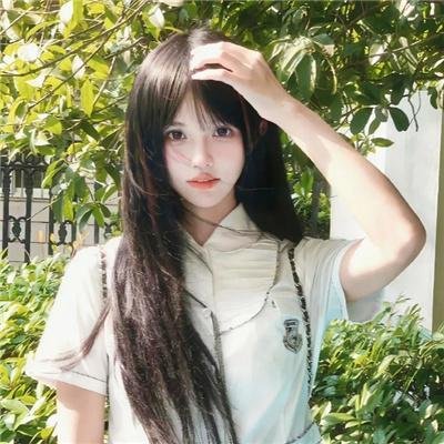 公寓里的两个女人
