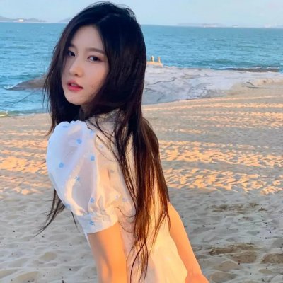 踉跄女孩